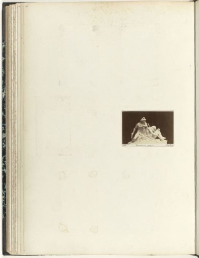 Carte-de-visite with sculptural work