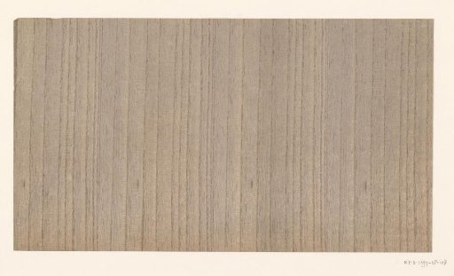 Starched paper in brown with embossed decoration imitating wood grain