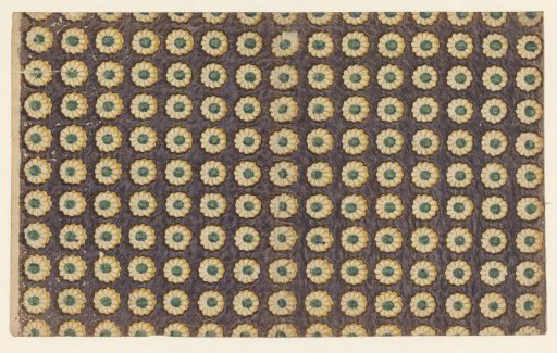 Sheet with a scattered pattern of daisies