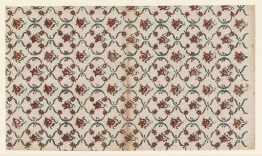 Sheet with pattern of flowers in wavy frames
