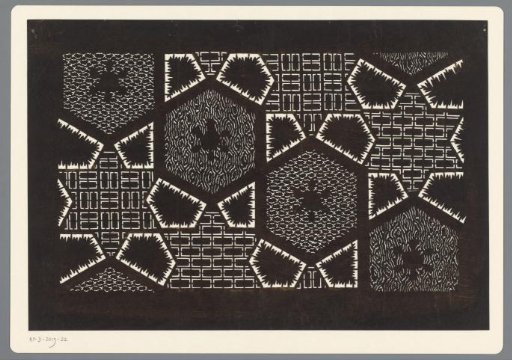 Pattern with Geometric Shapes