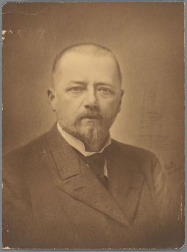 Portrait of Lucas Jonker
