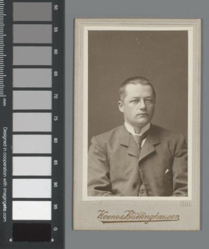 Portrait of Lucas Jonker