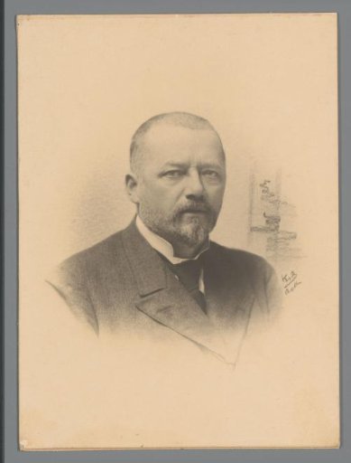 Portrait of Lucas Jonker