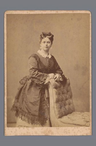 Portrait of Bet van Raal van Konijnenburg