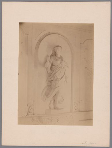 Statue of a woman with a mirror at Huis ter Meer in Maarssen