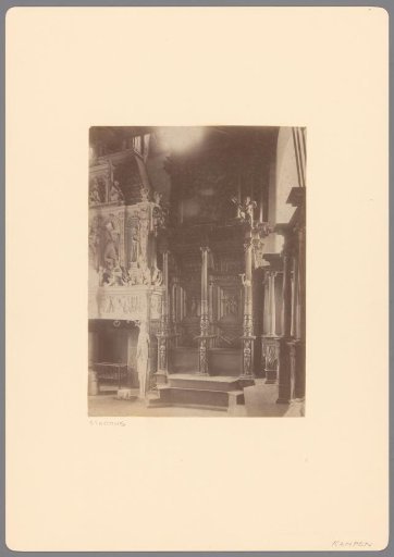 Chair in the town hall of Kampen