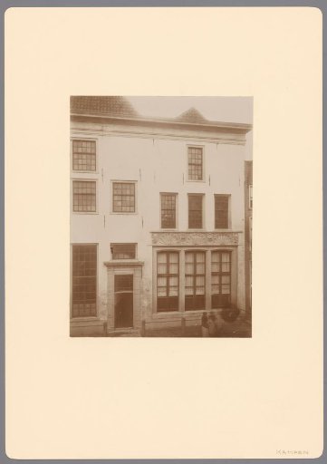 Facade of the Buiten-Proveniershuis in Kampen