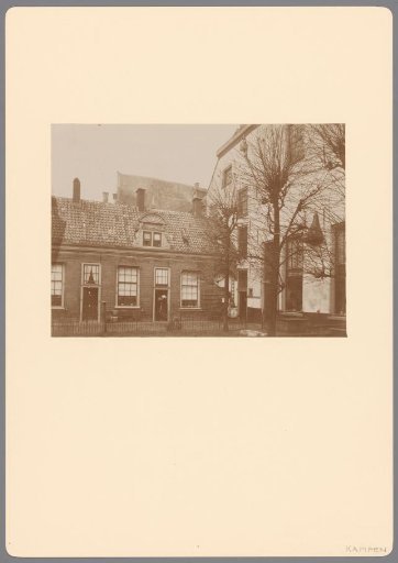 Courtyard of the Buiten-Proveniershuis in Kampen