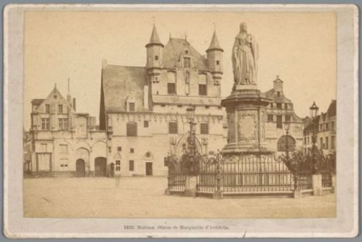 Statue of Margaretha of Austria in Mechelen