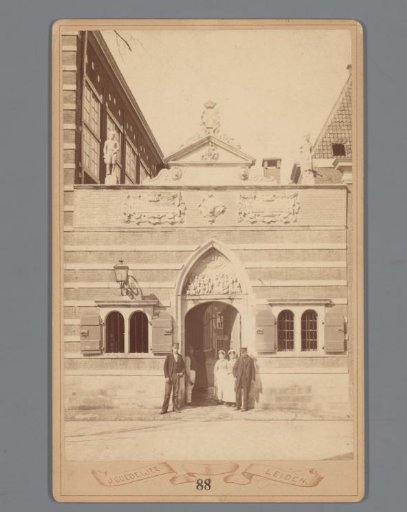 Entrance to the orphanage in Leiden