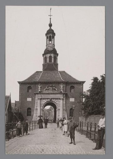 View of the Zijlpoort in Leiden