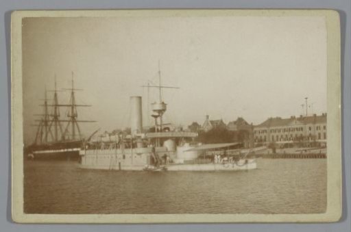 Monitor Hr. Ms. Reinier Claeszen in the harbour of Den Helder