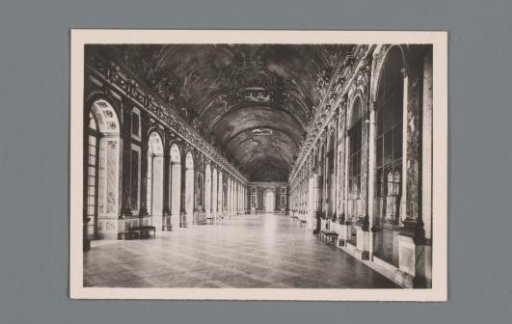 Hall of Mirrors in the Palace of Versailles