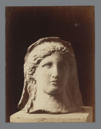 Bust of an unknown woman