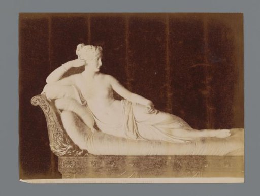 Statue of Pauline Bonaparte as Venus Victrix