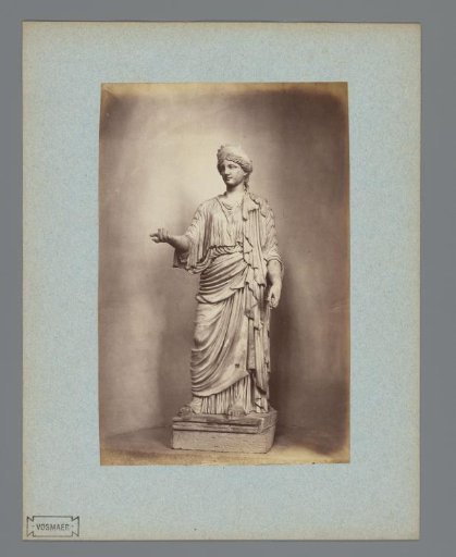 Sculpture of a woman, possibly Juno
