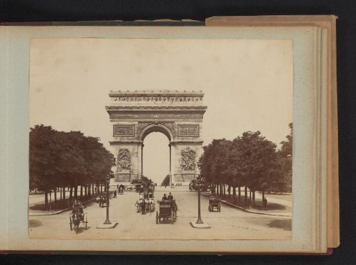 View of the Arc de Triomphe in Paris