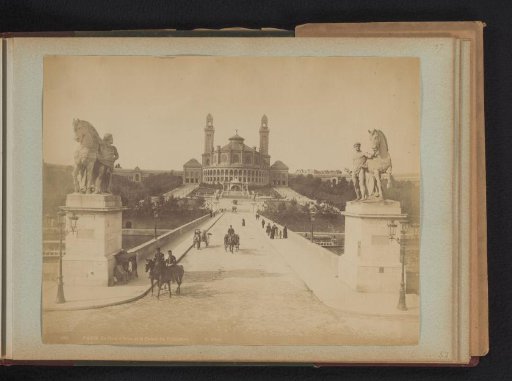 View of the Palais du Trocadéro in Paris