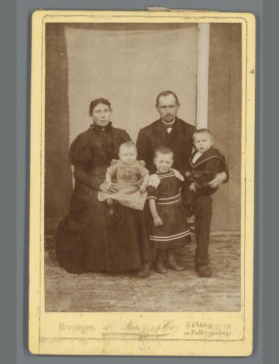 Portrait of an unknown family with three children