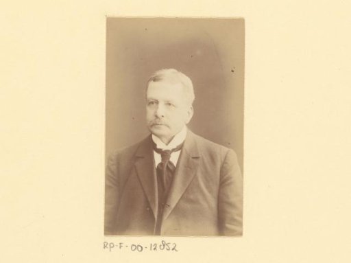 Portrait of S. Hannema, Secretary-General of the Ministry of Foreign Affairs