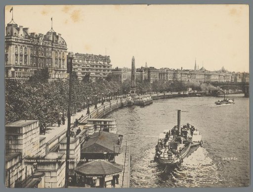 View of the Thames from Hungerford Bridge