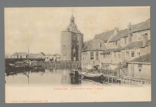 Enkhuizen, Drommedaris behind 't eiland