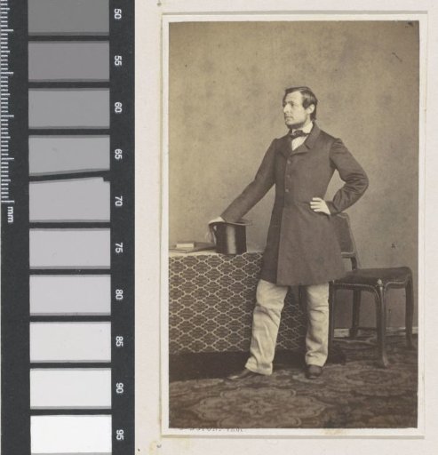 Portrait of the painter Ferdinand Joseph Bernard Marinus, full-length