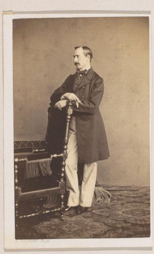 Portrait of the painter Ferdinand Wilhelm Pauwels, full-length