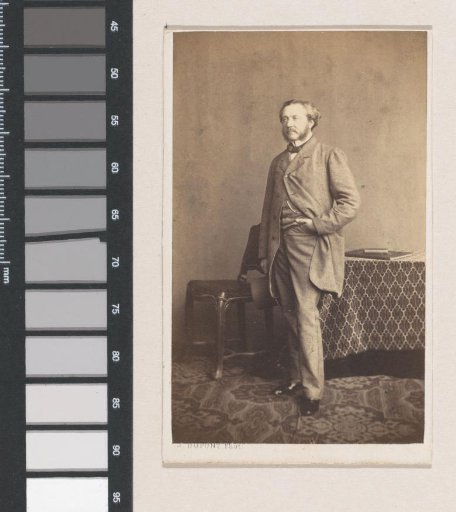 Portrait of the architect Schadde, full-length