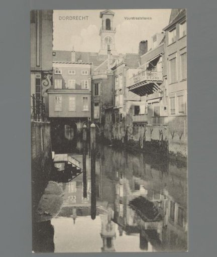 Dordrecht. Voorstraatshaven