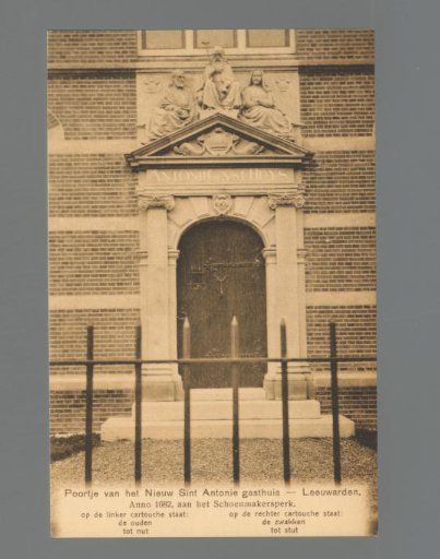 Gate of the New Saint Anthony Hospital - Leeuwarden. (...)