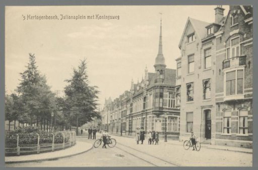 's-Hertogenbosch, Julianaplein with Koningsweg