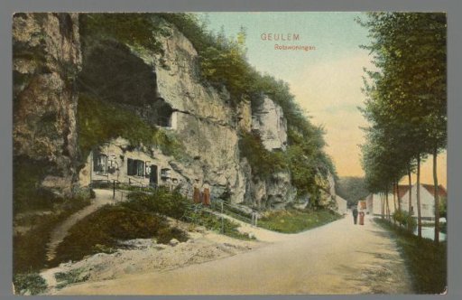 Geulem. Rock dwellings