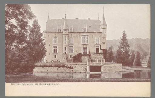 Castle Schaloen near Oud-Valkenburg