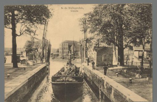 In the Mallegatsluis, Gouda