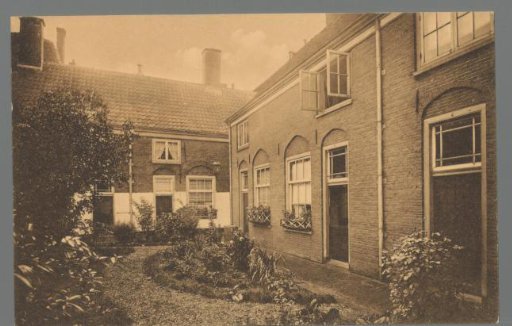 Leiden. St. Salvator's Court - Steenstraat