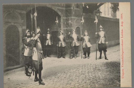 Men in costume during the Old Holland festivities in Leiden