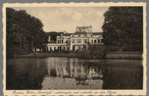 Baarn, Palace "Soestdijk." - rear with view of the pond