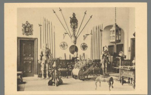 De Zonheuvel: Hall