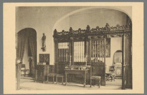 De Zonheuvel: Hall