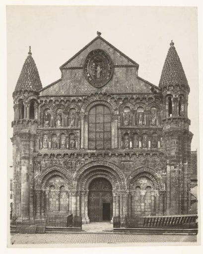 View of Notre-Dame la Grande in Poitiers