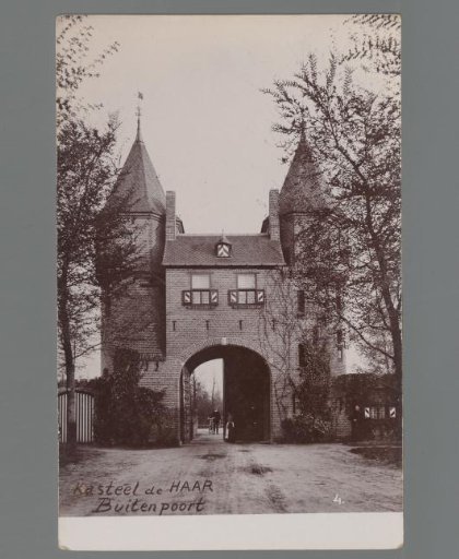 Castle de Haar. Outer Gate