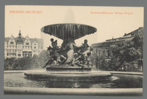 Dresden-Neustadt. Monumental fountain (Calm Waves)