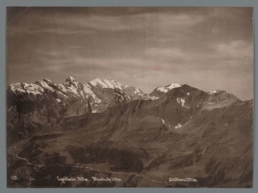 View of the Gspaltenhorn, the Blüemlisalp and the Schilthorn in the Bernese Alps