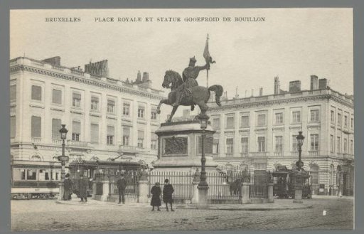 Brussels. Royal Square and Statue of Godfrey of Bouillon