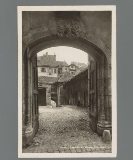Annecy. Old Quarters