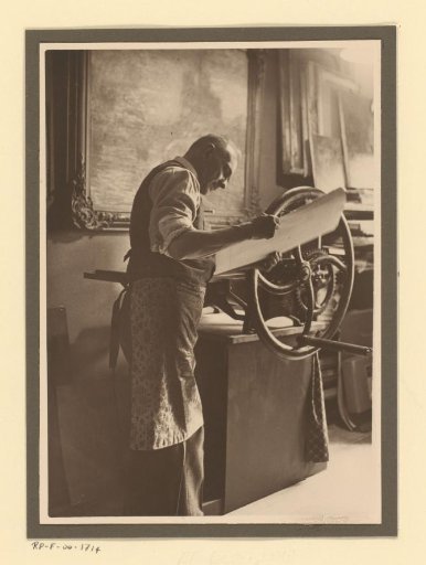 Willem Adrianus Grondhout at a hand press