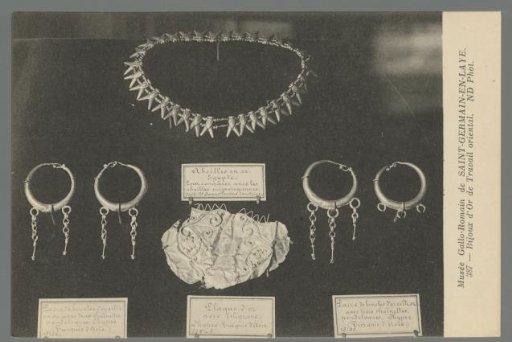 Oriental Workmanship Gold Jewellery