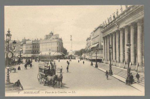 Bordeaux. Place de la Comédie